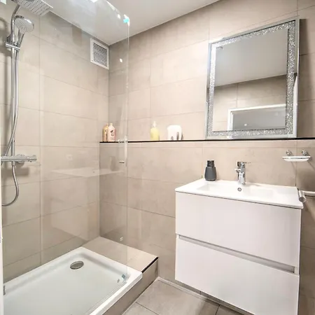 Appartement Spacious Balcony Parking 2 Min To Oktoberfest Munich